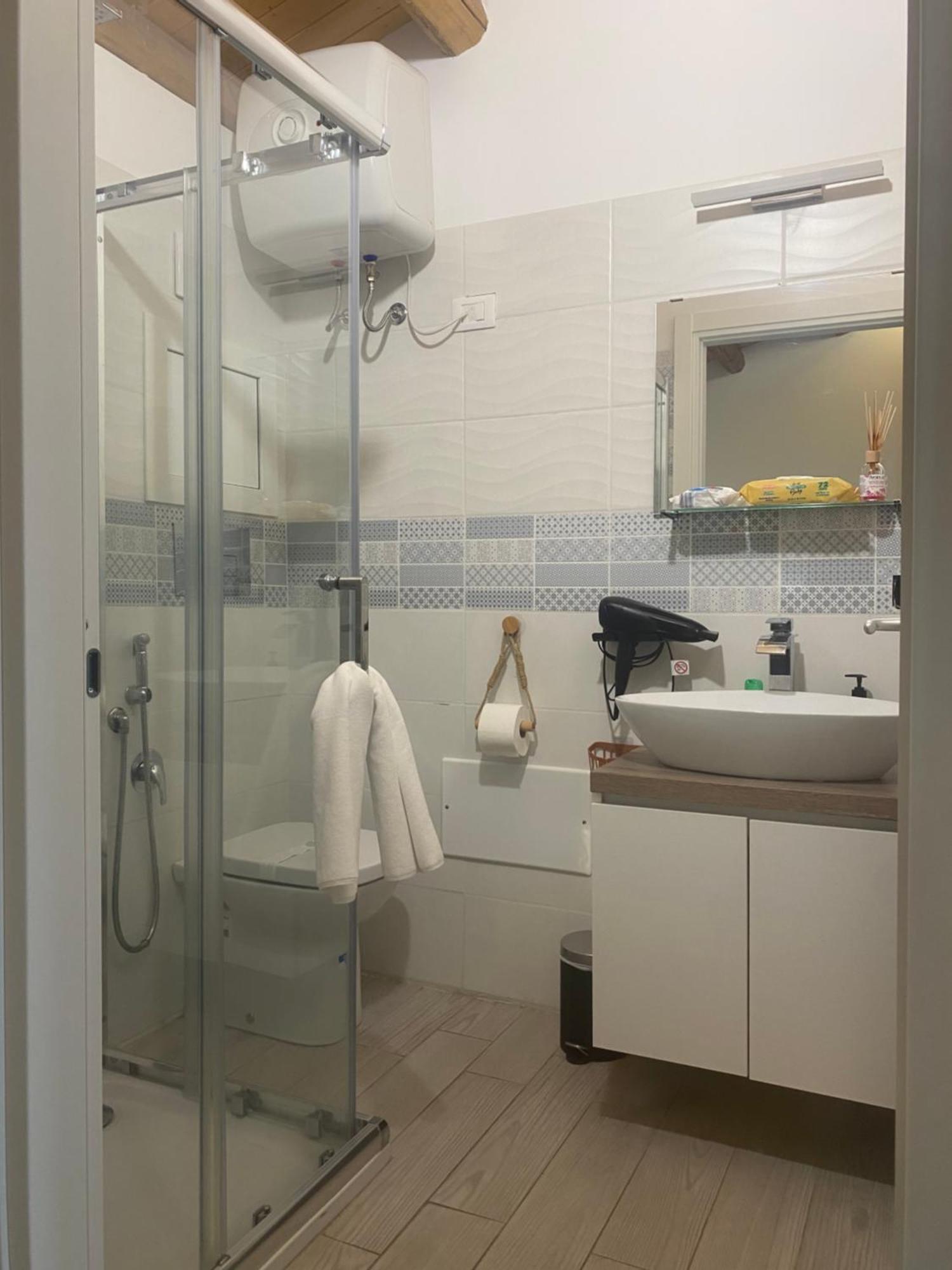 Casa Vacanza Nicole Apartment กัลตาจีโรเน ภายนอก รูปภาพ